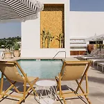 Silver Lake Pool & Inn